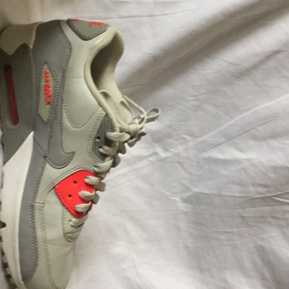 Nike Free Rn Flyknit (GS) - Picture 2 of 4